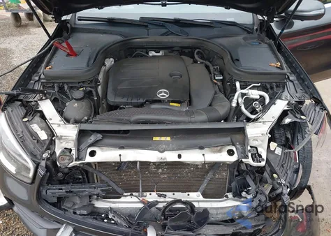 2021 Mercedes-Benz Glc Coupe 300 4Matic z USA, uszkodzony, nr VIN W1N0J8EB9MF913972